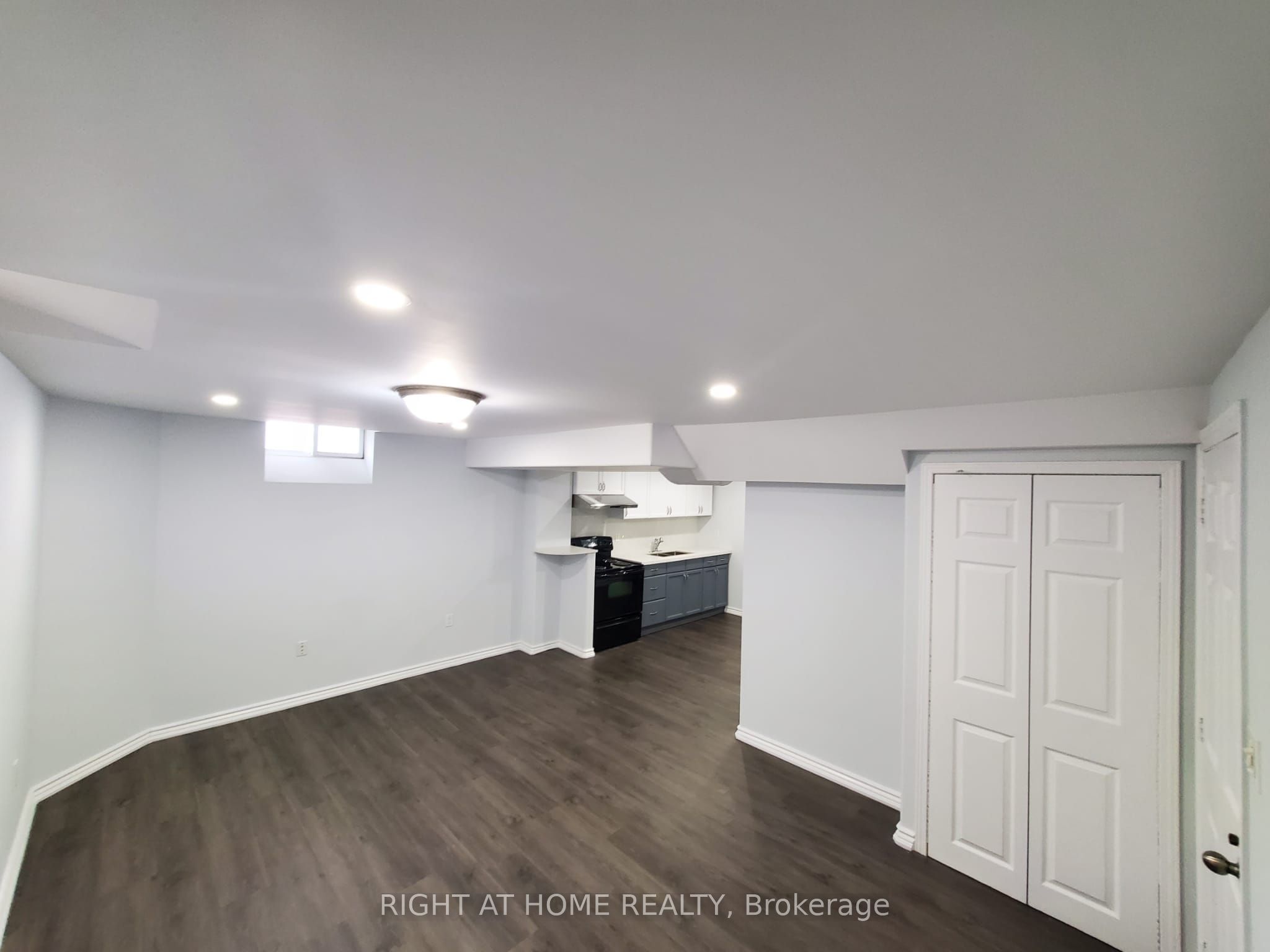 Unit Basement - 150 Maria Antonia Road, Vaughan 3