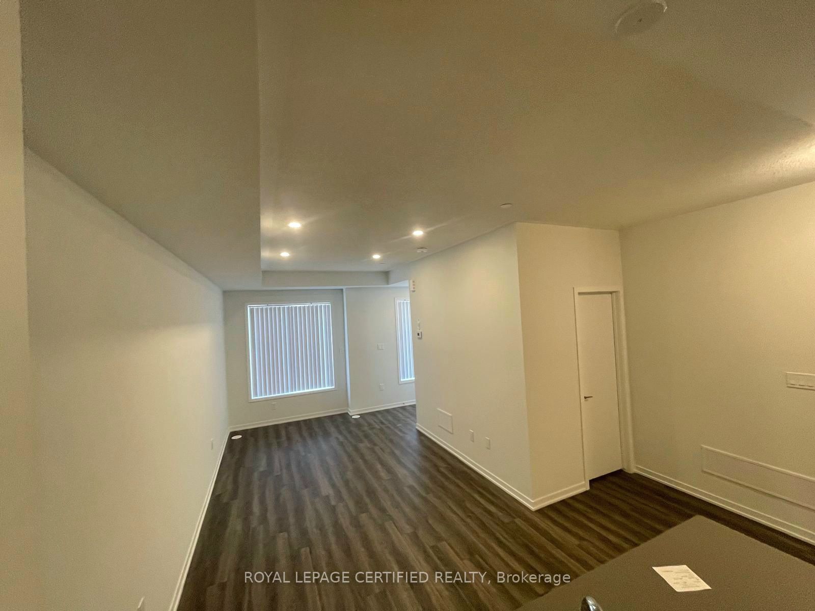 Unit 176 - 151 Honeycrisp Crescent, Vaughan 4