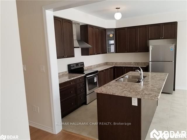 232 BROWNLEY Lane, Essa 3