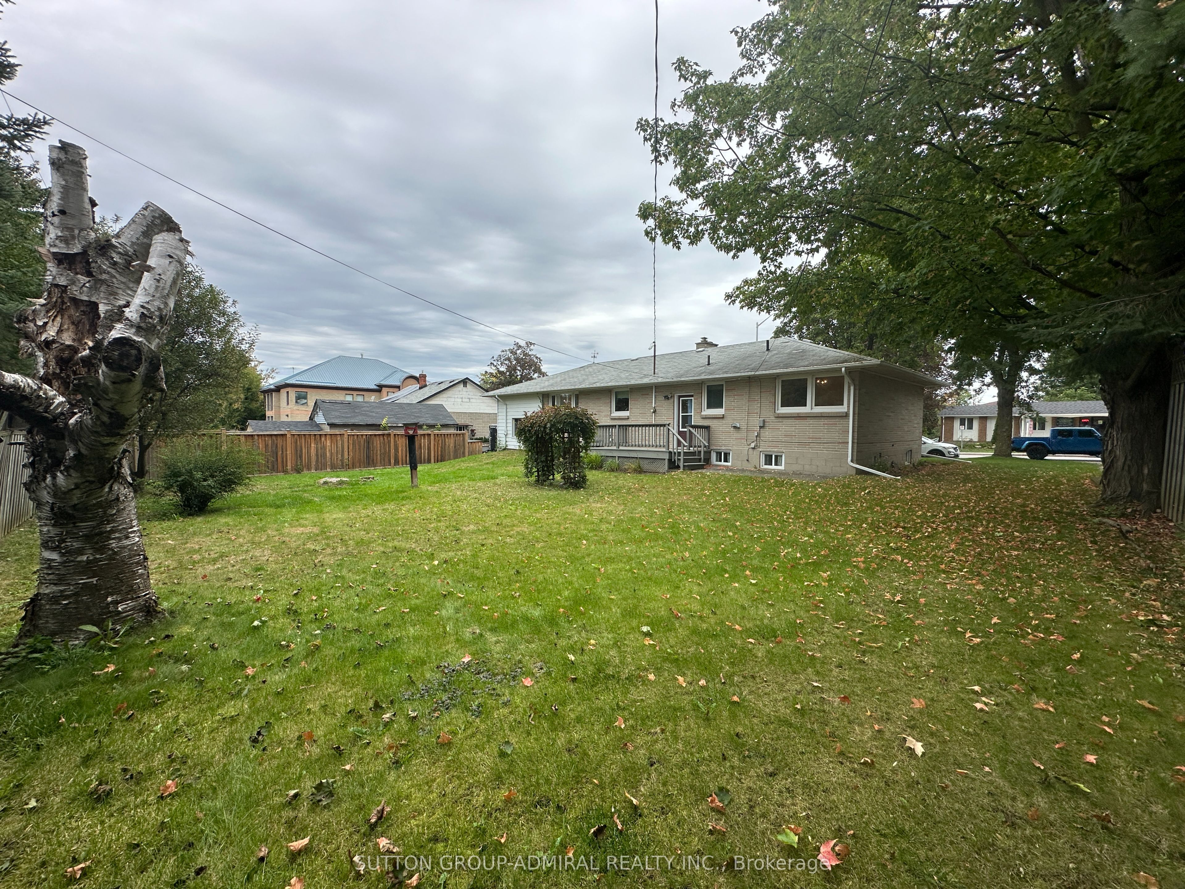 94 Queen Street S, New Tecumseth 2