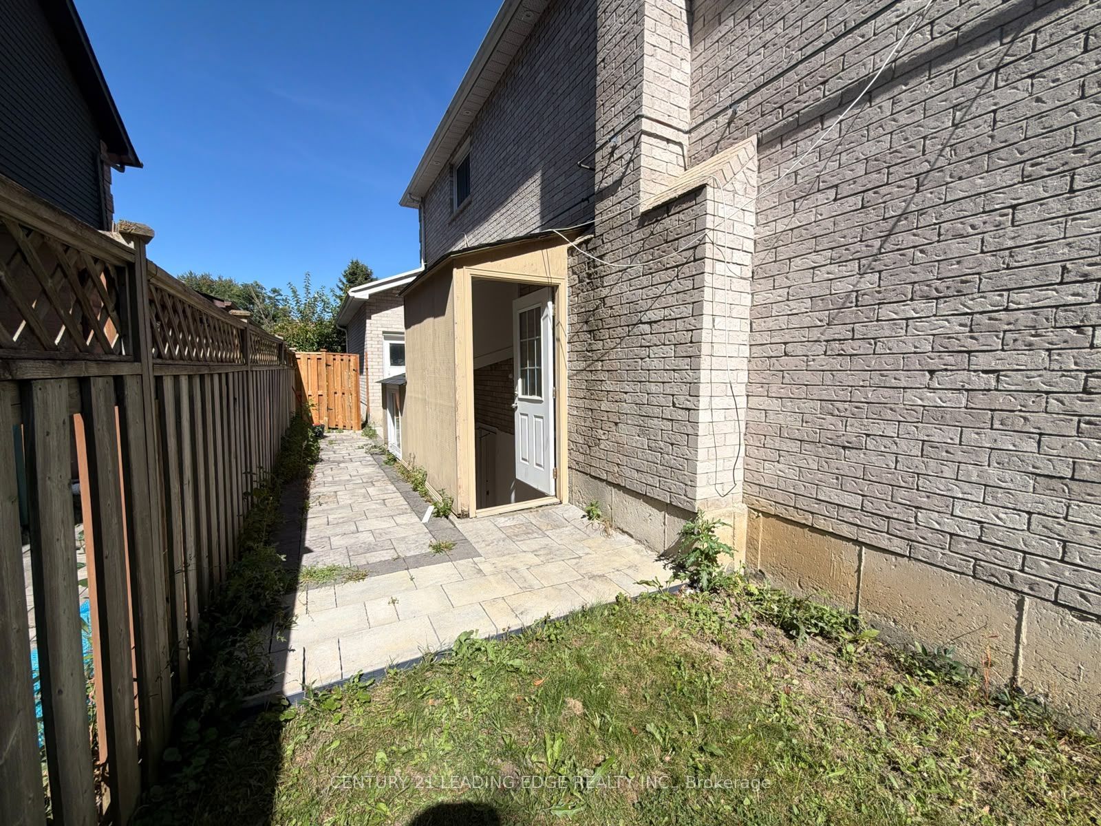 Unit Lower - 2 Higginson Street, Markham 2