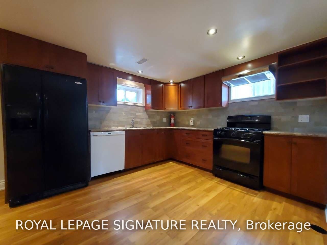 11 Patrick Drive, Aurora 4