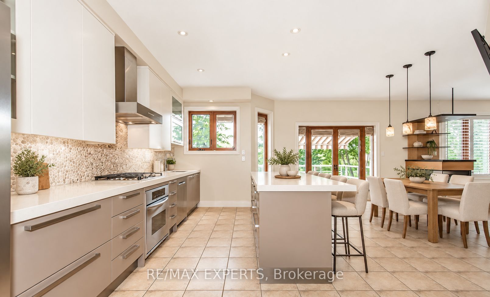 94 Royview Crescent, Vaughan 5