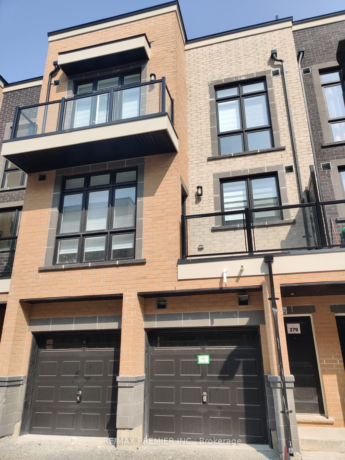 Unit 2 (279) - 12860 Yonge Street, Richmond Hill 2