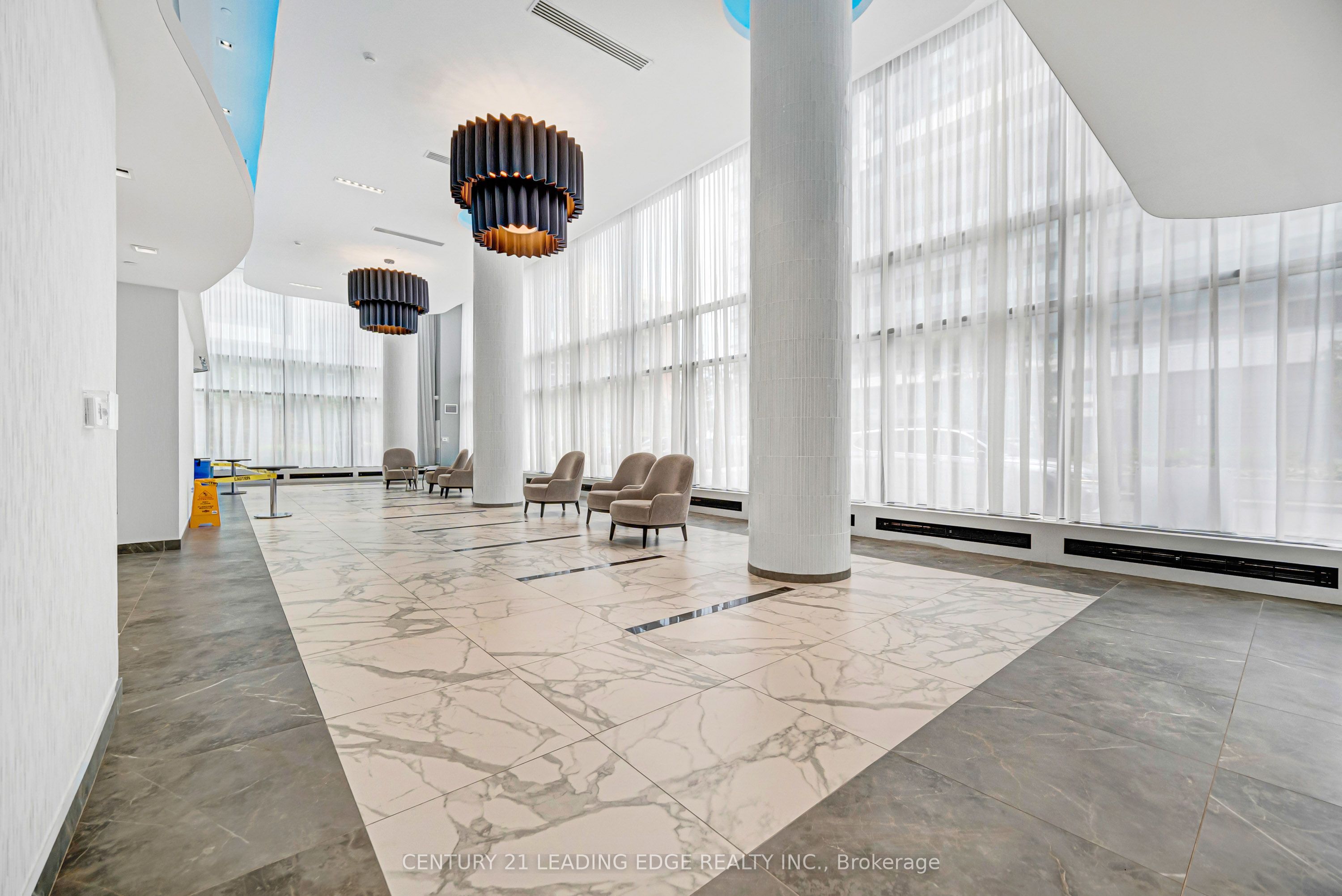 Unit 707 - 95 Oneida Crescent, Richmond Hill 2