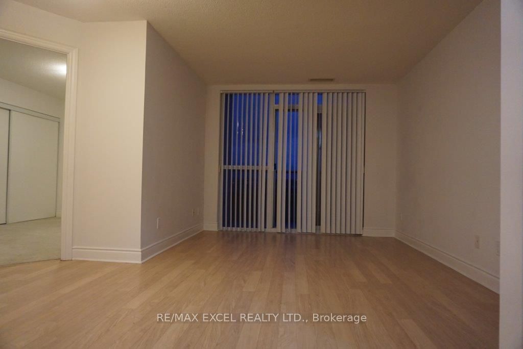 Unit 973 - 23 Cox Boulevard, Markham 4