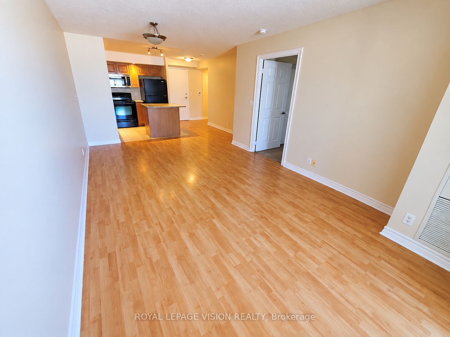 Unit 327 - 33 Cox Boulevard, Markham 3