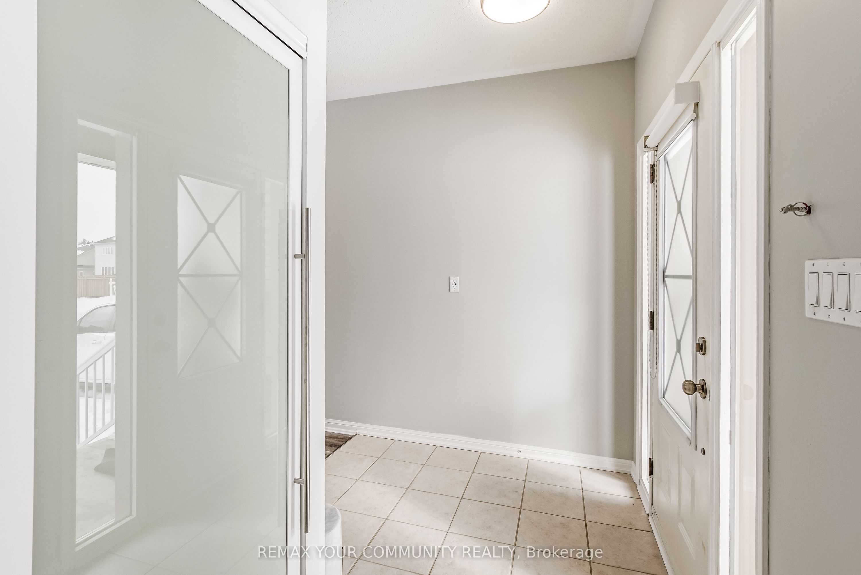 16 Don Hadden Crescent, Brock 3