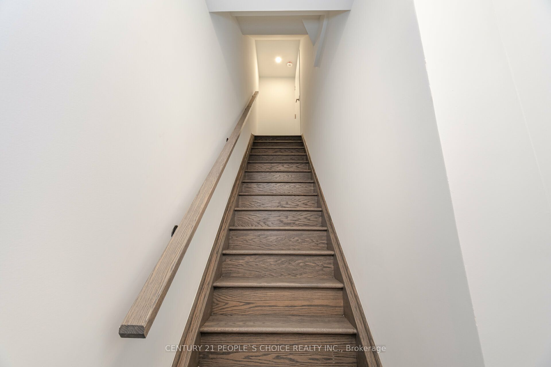 Unit 263 - 150 Honeycrisp Crescent N, Vaughan 4