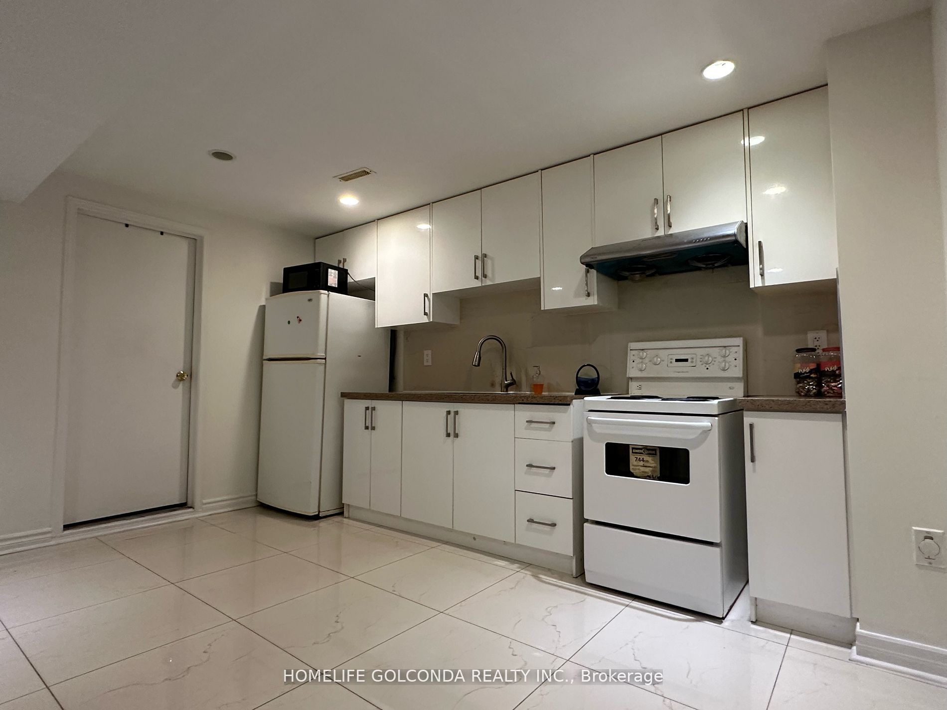 37 Halder Crescent, Markham 2