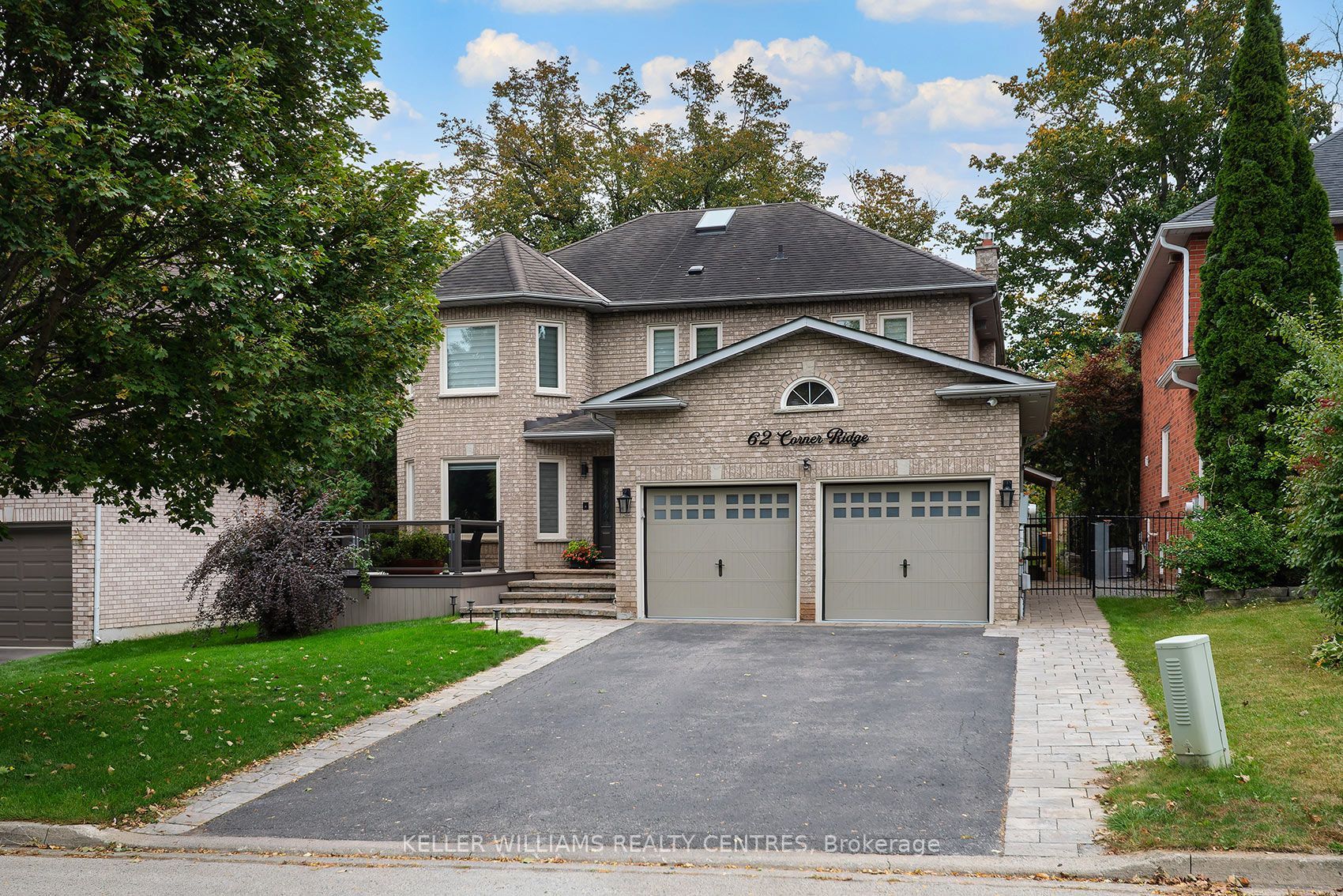 62 Corner Ridge Road, Aurora 1