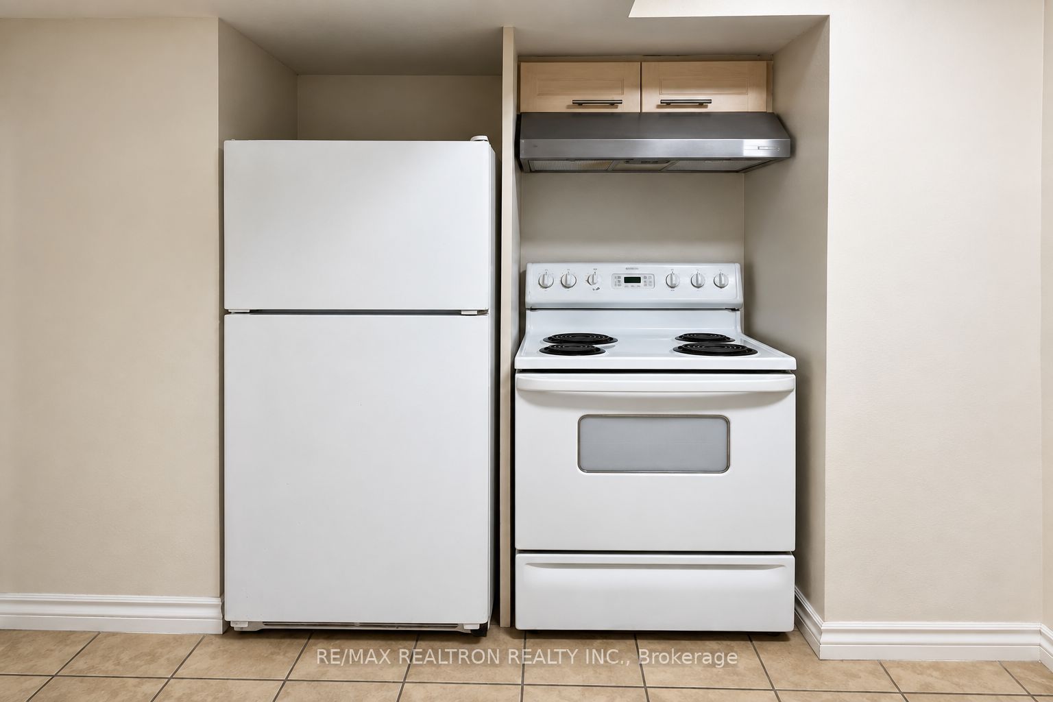 Unit 2Bed BSMNT - 468 Windhurst Gate, Richmond Hill 5