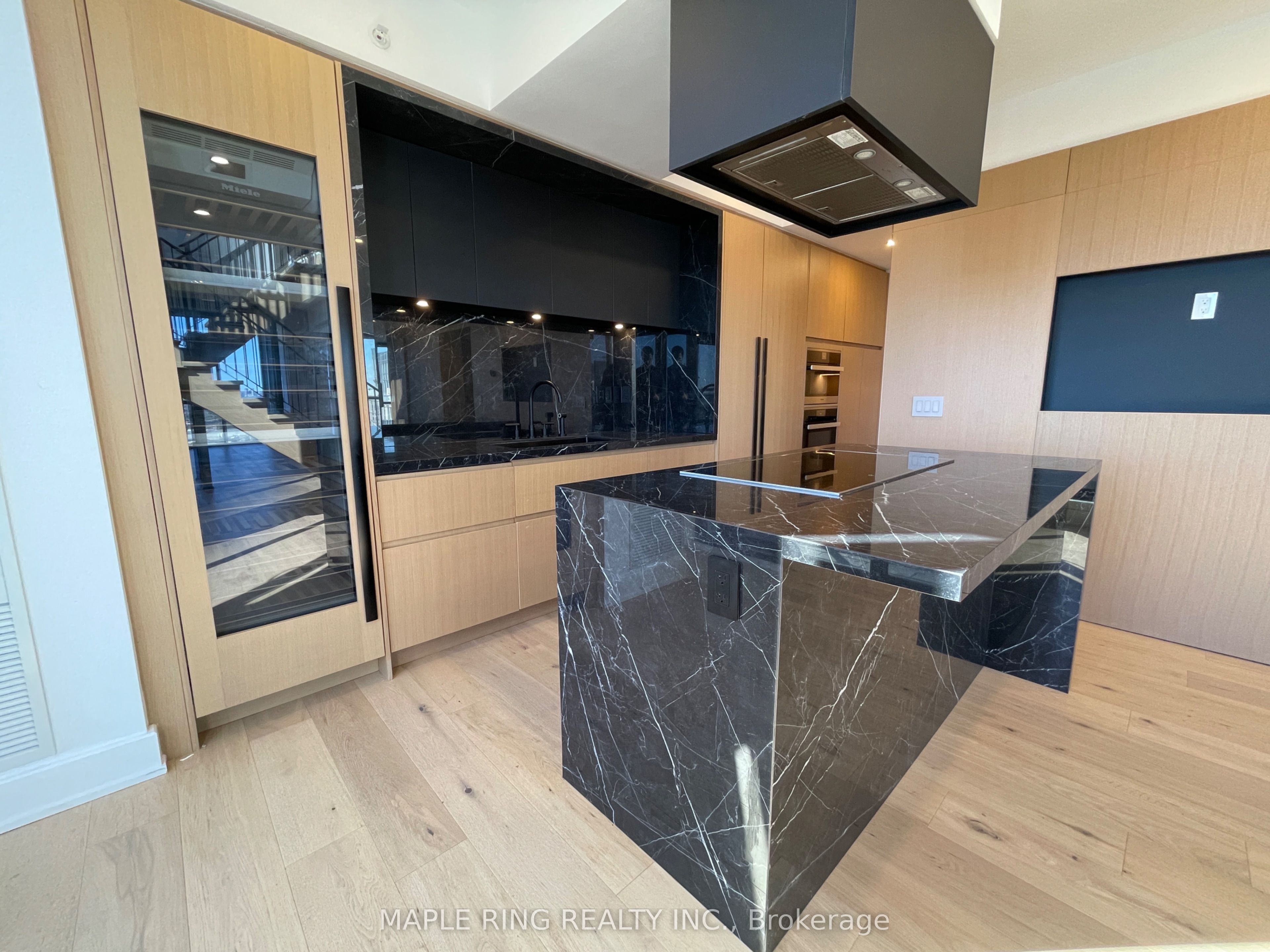Unit 3802 - 2916 Highway 7 Road, Vaughan 5
