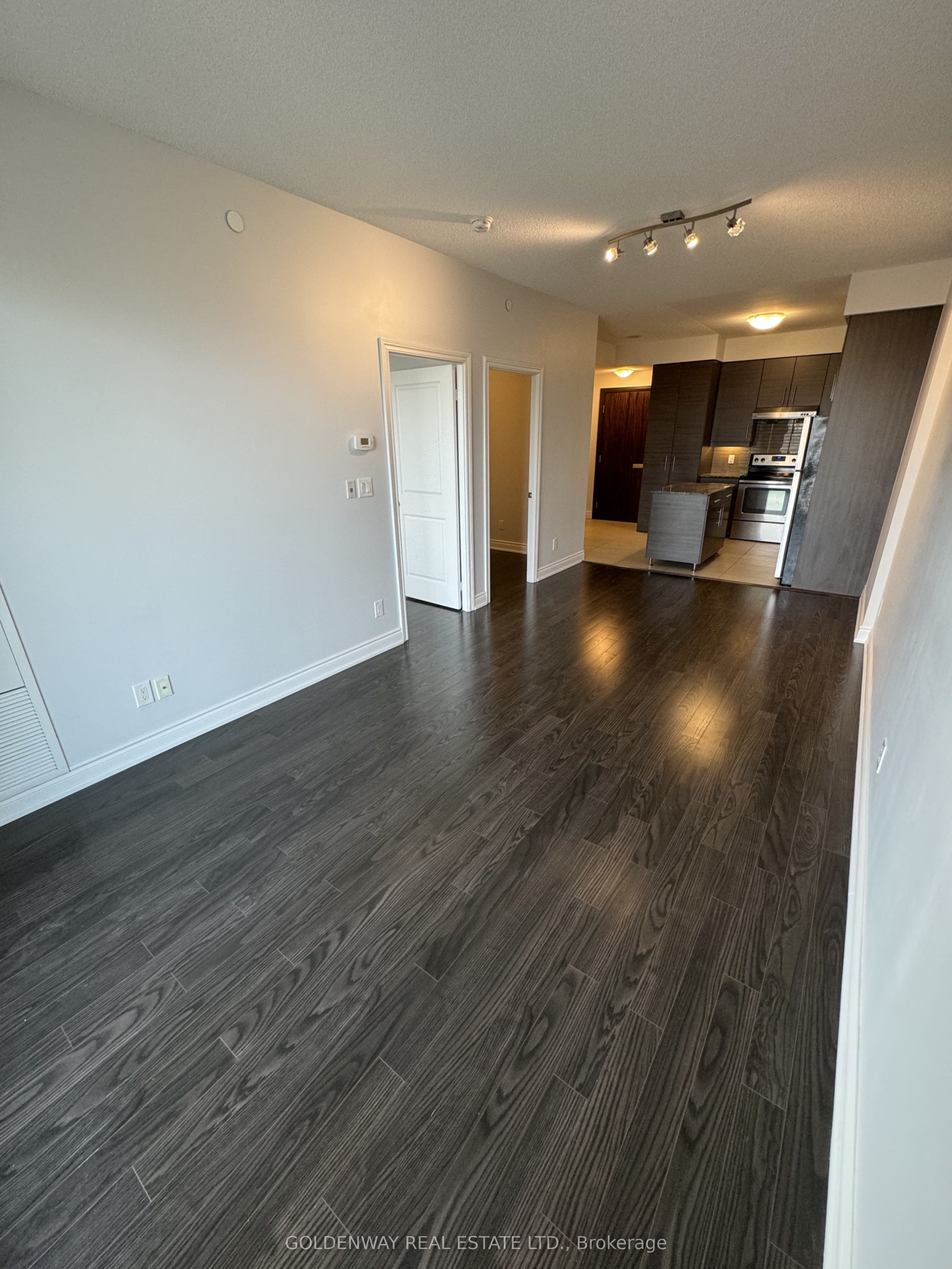 Unit 819 - 277 South Park Road, Markham 5