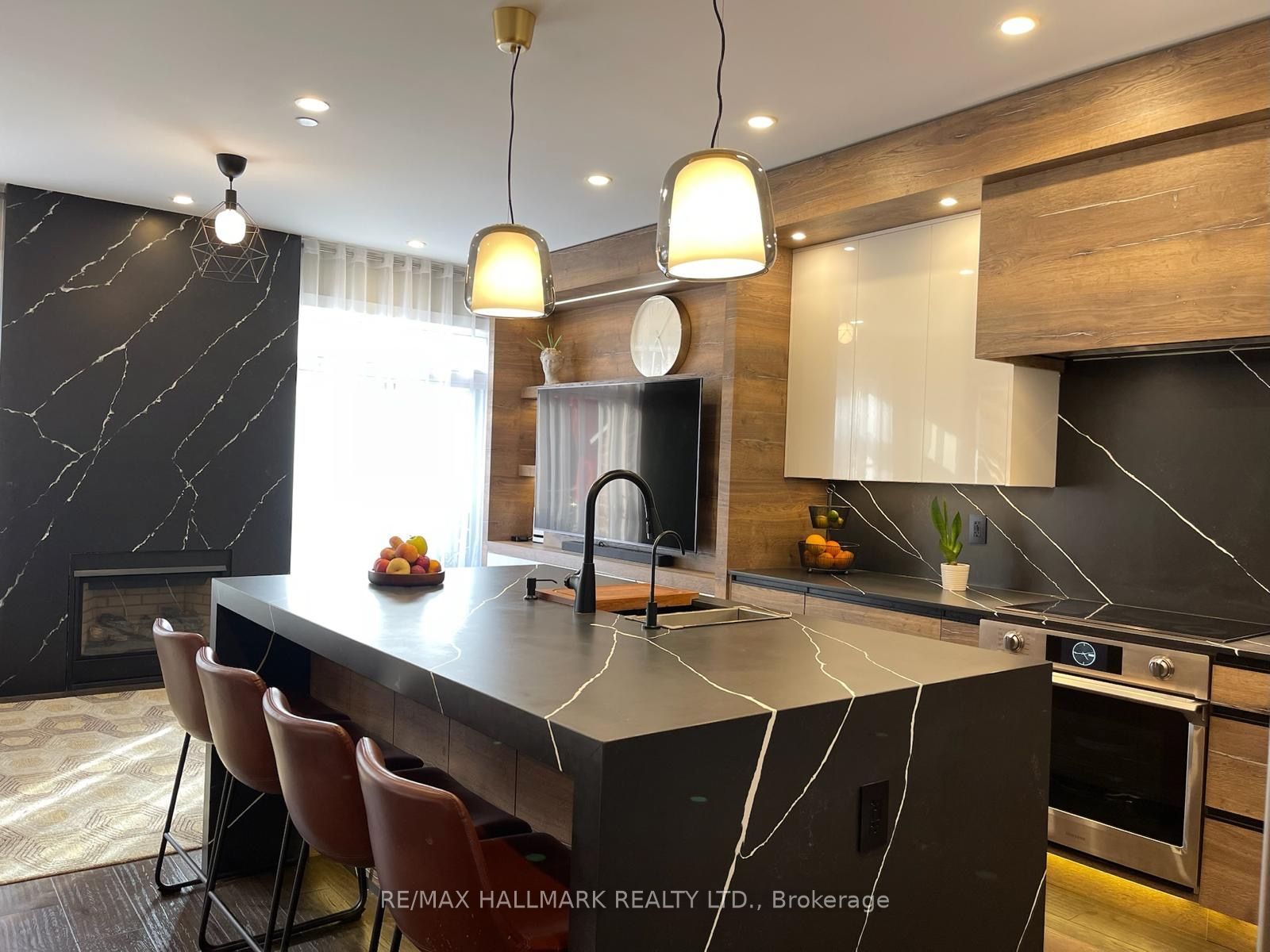 Unit 90 - 1331 Major Mackenzie Drive W, Vaughan 3