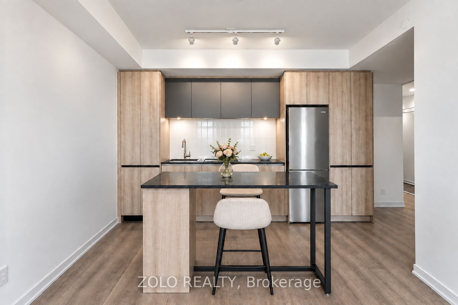 Unit 1324 - 7950 Bathurst Street, Vaughan 5