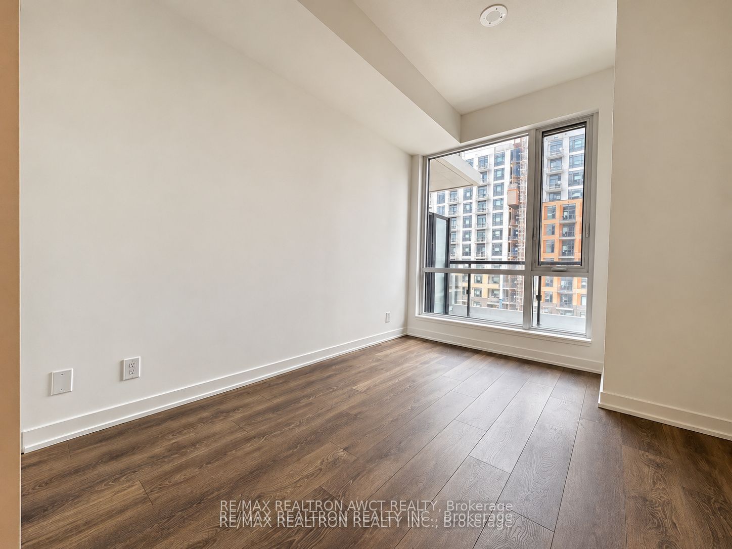 Unit 525 - 7950 Bathurst Street, Vaughan 5