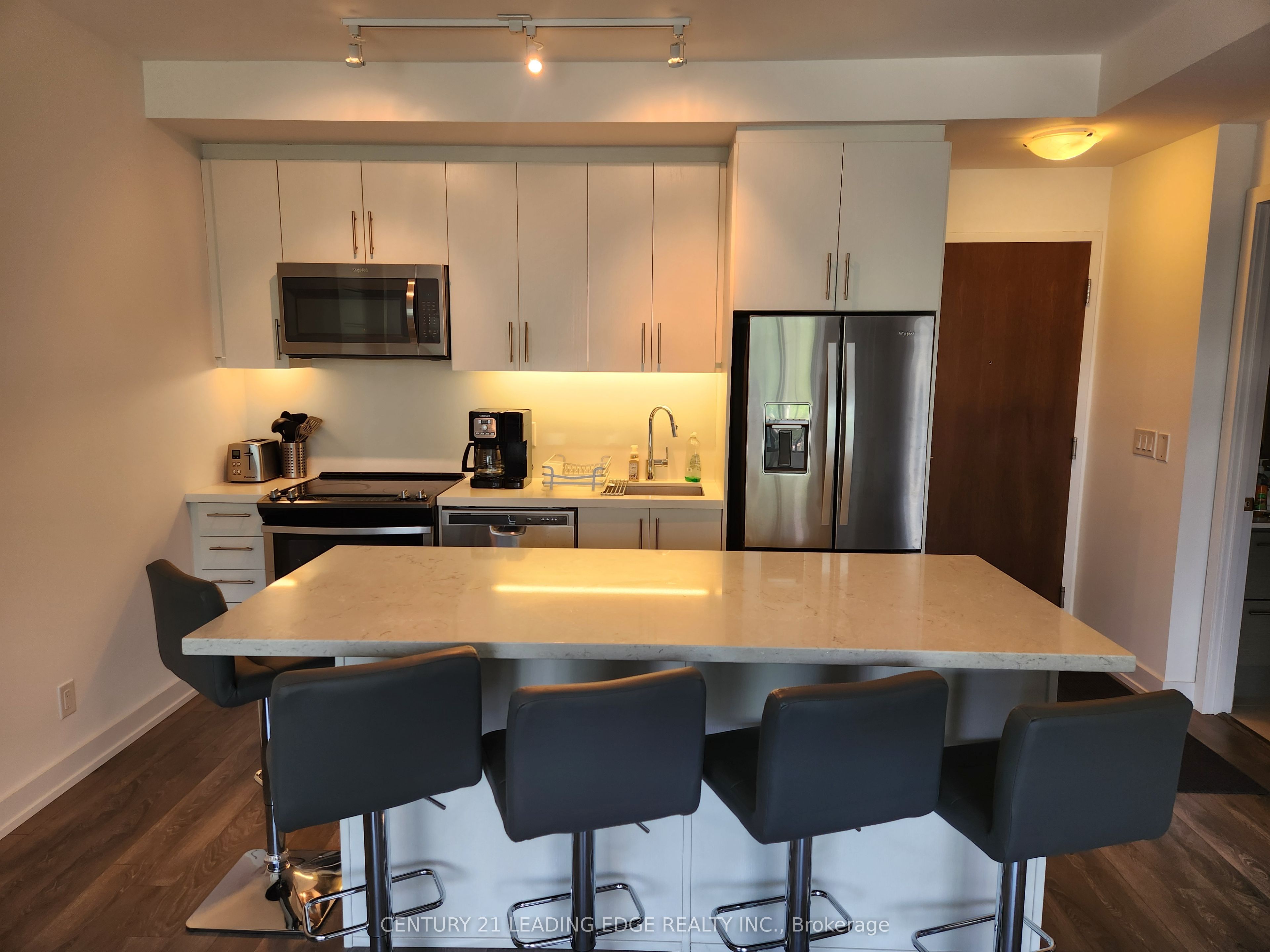 Unit 207 - 301 Sea Ray Avenue, Innisfil 3