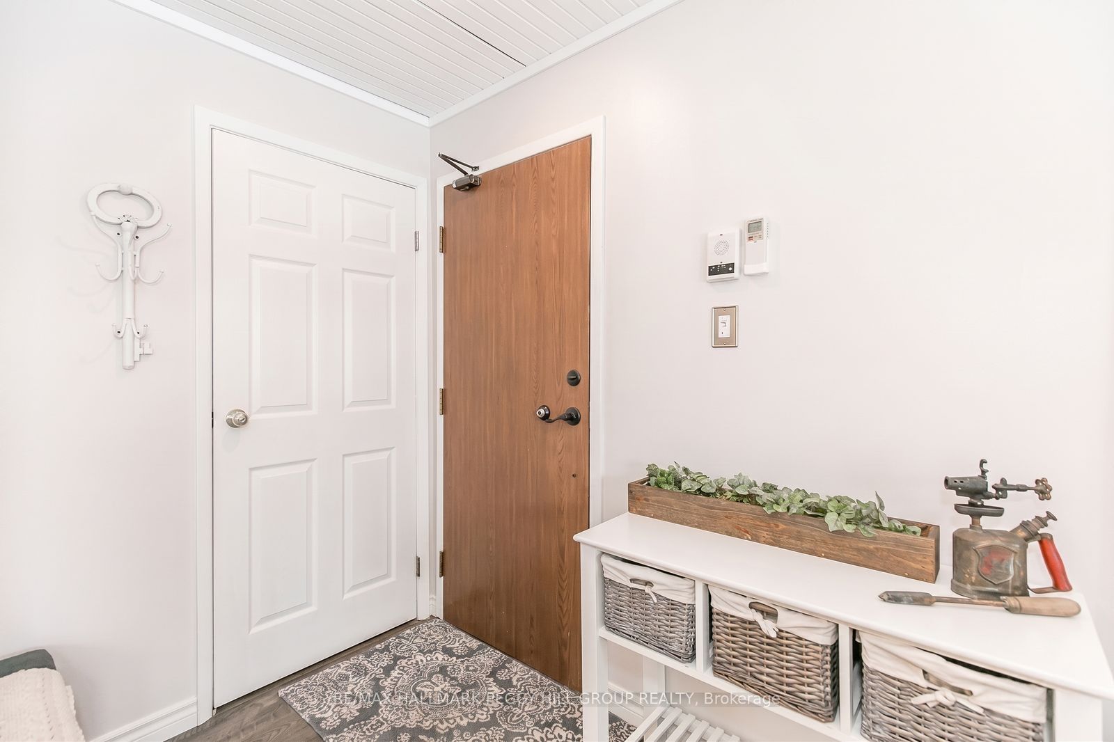 Unit F9 - 171 Edgehill Drive, Barrie 2