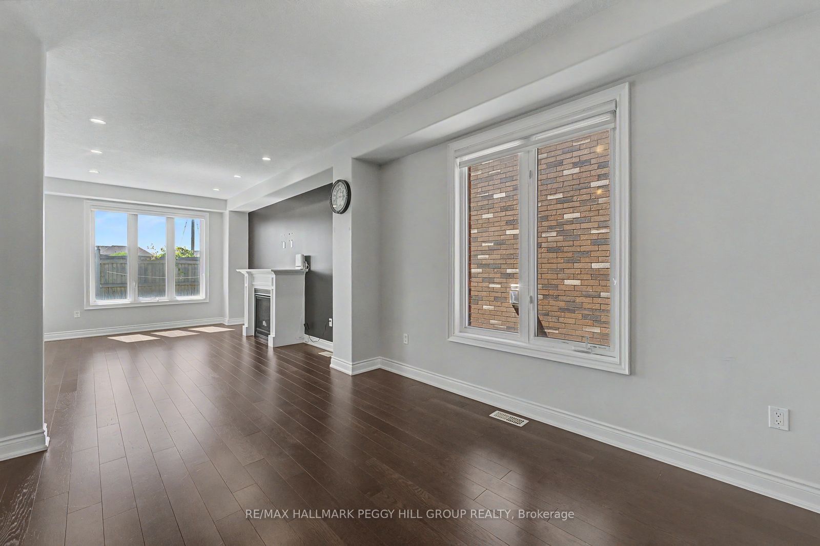 Unit Upper - 53 Nathan Crescent, Barrie 4