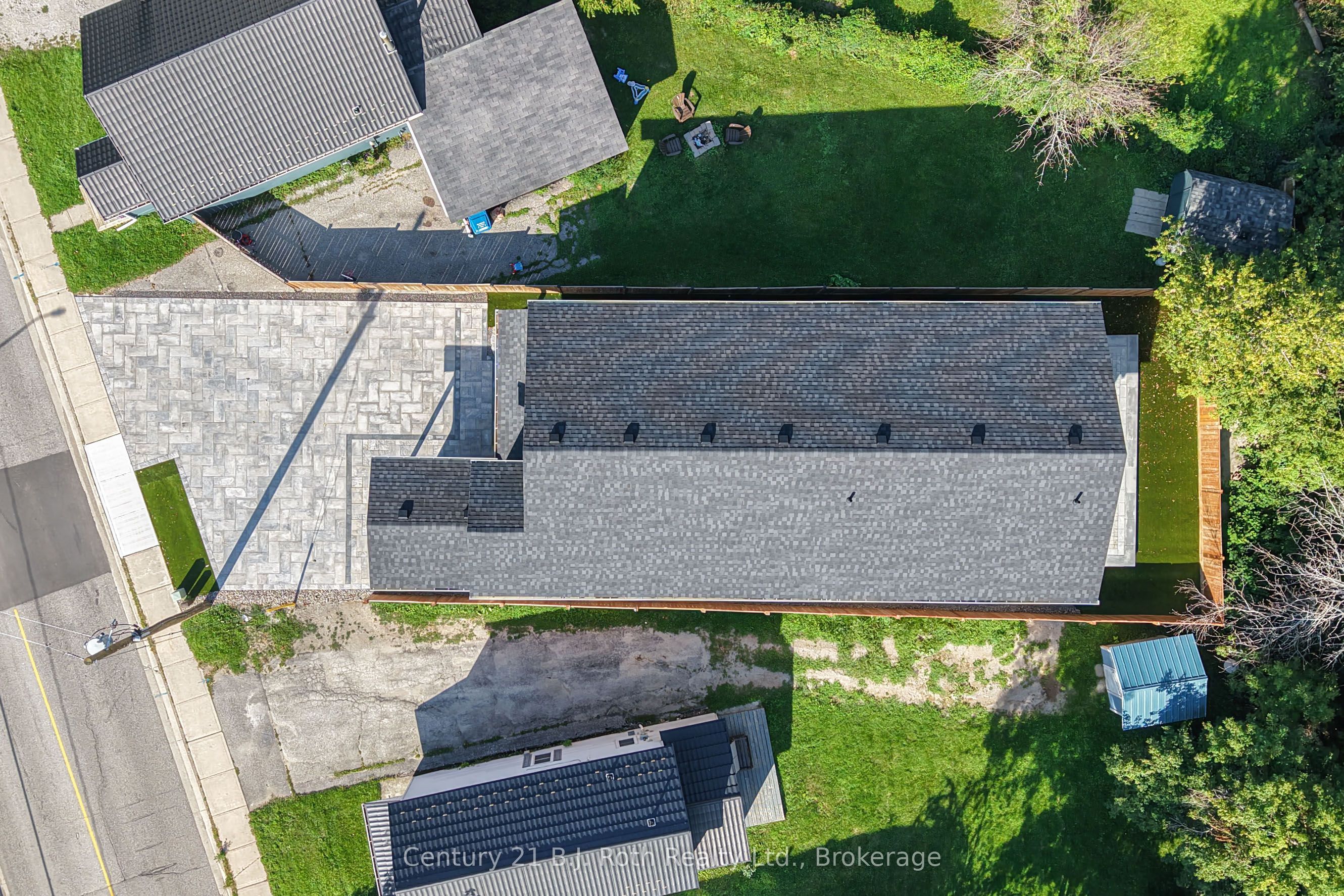 Unit 2 (Upper) - 165 Barrie Road, Orillia 3