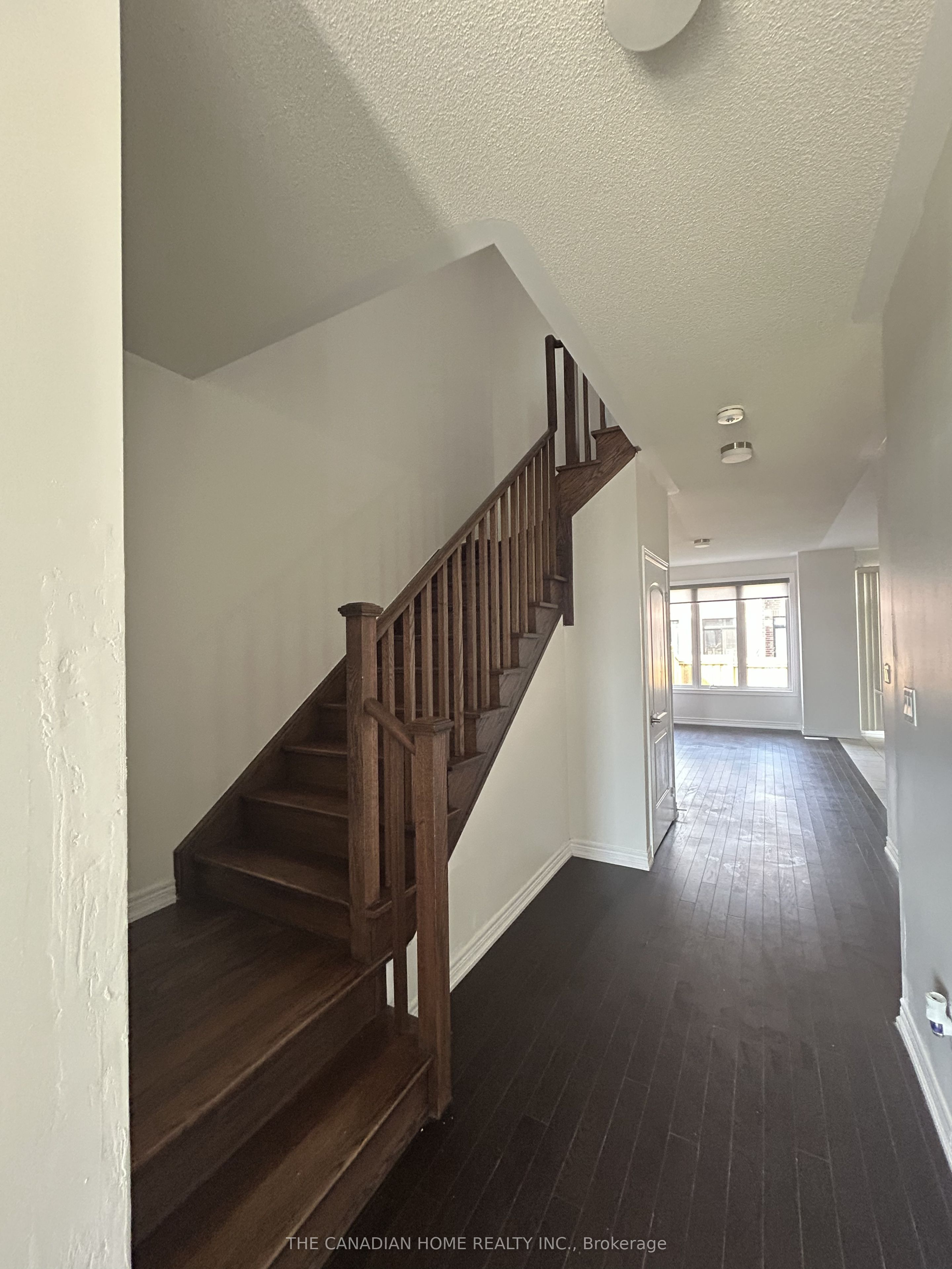 71 Milady Crescent, Barrie 5