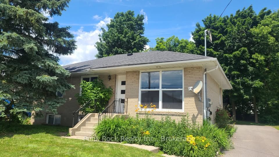 Unit 2 (BSMT) - 26 Cundles Road E, Barrie 5