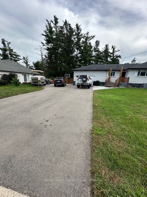 Unit LOWER - 189 Little Avenue, Barrie 2