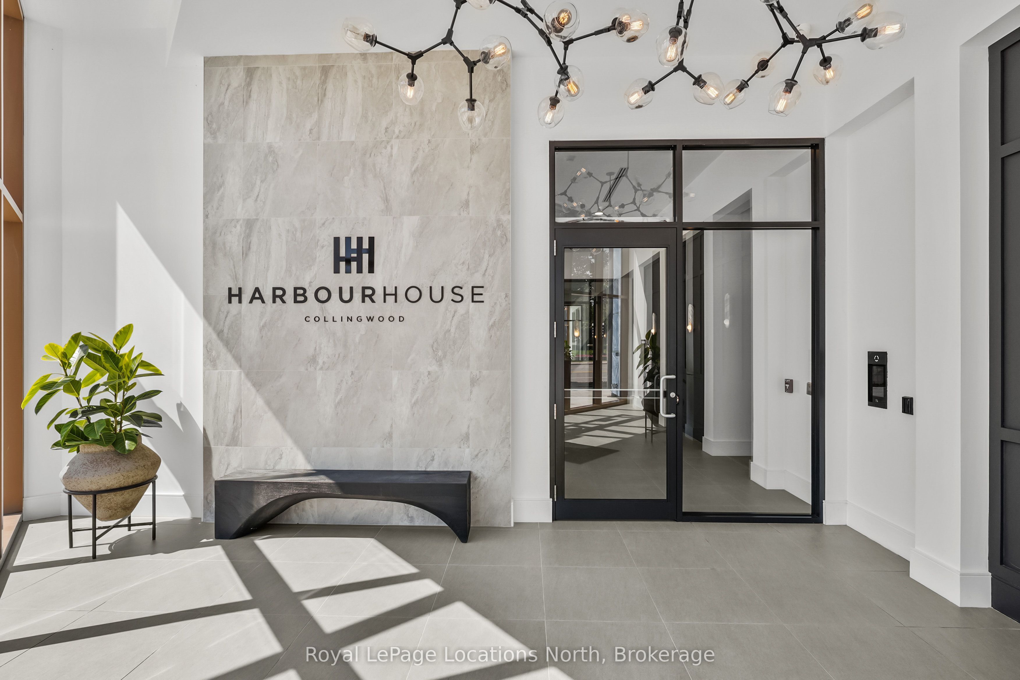 Unit 207 - 31 Huron Street, Collingwood 2