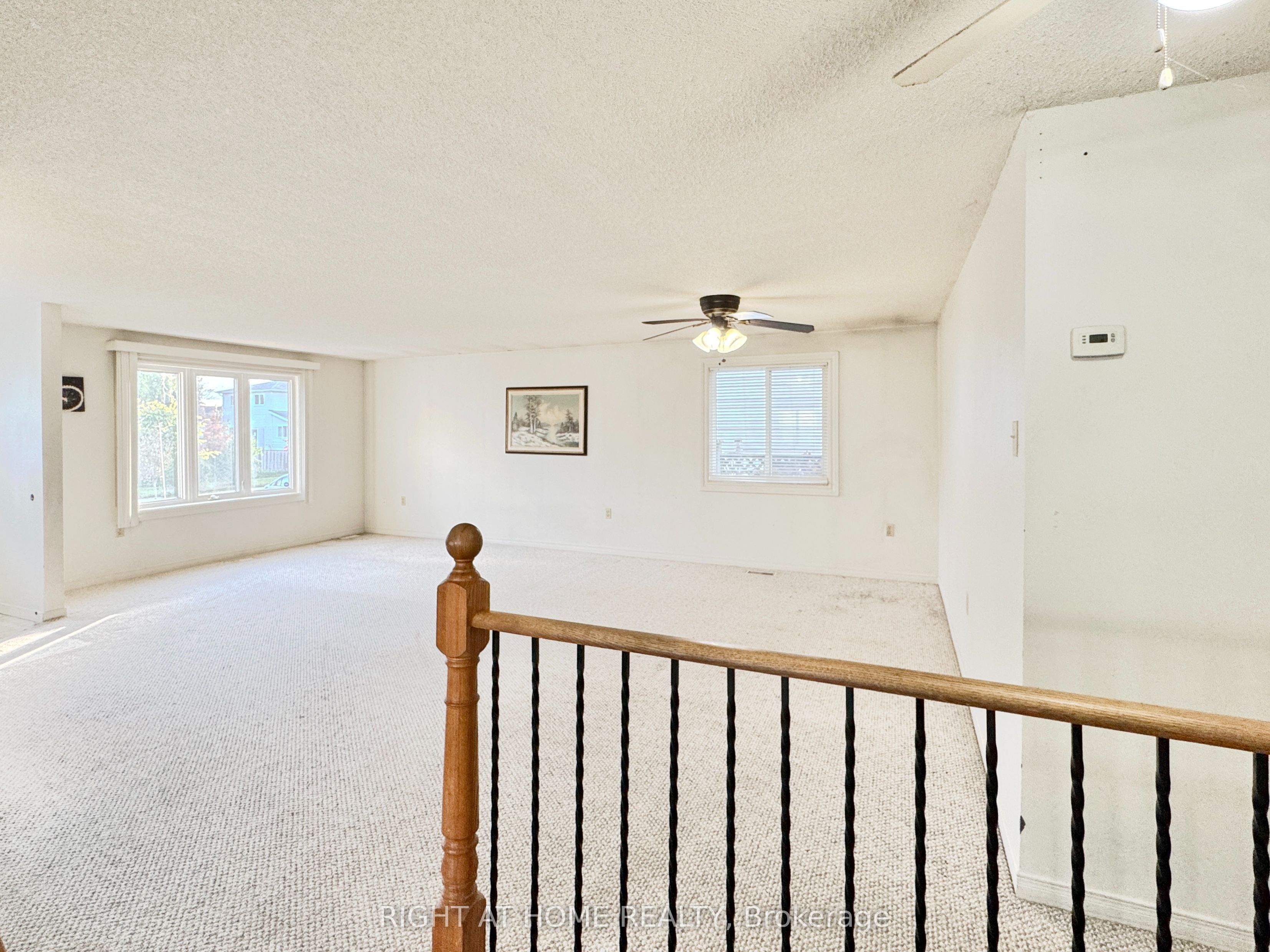 6 Hickling Trail, Barrie 5