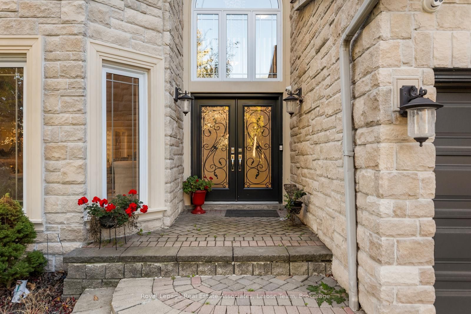 4622 Hewicks Lane, Mississauga 2
