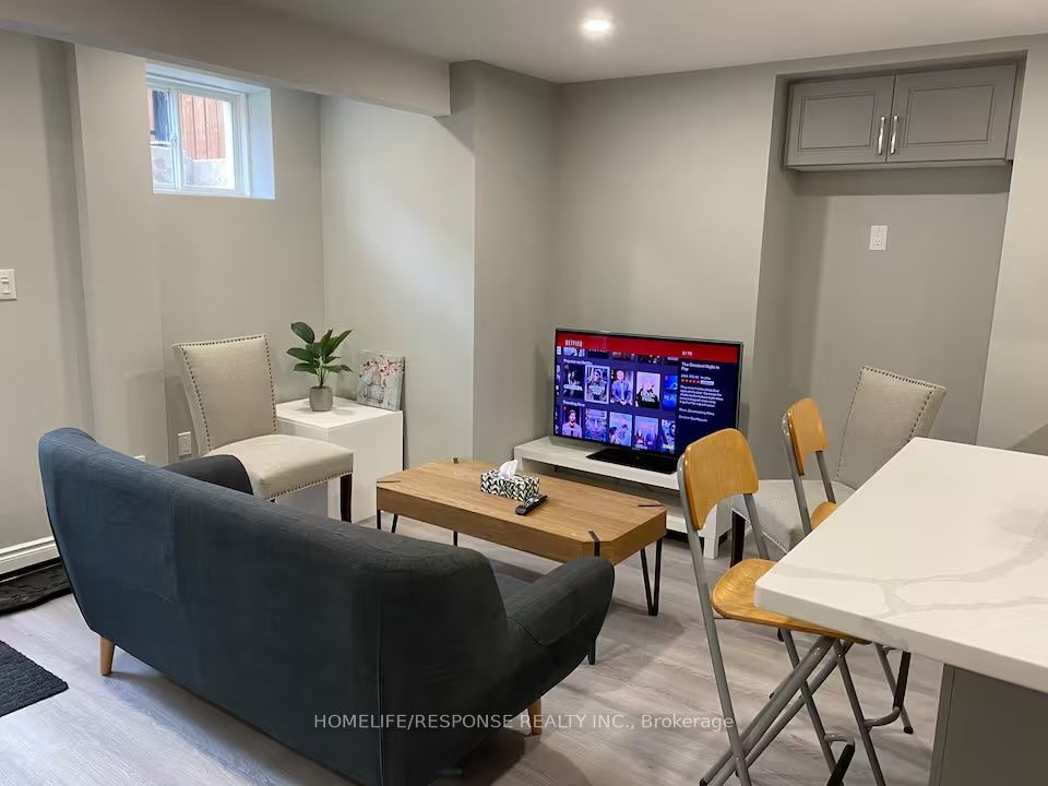 Unit BSMNT - 210 Zachary Crescent, Oakville 4