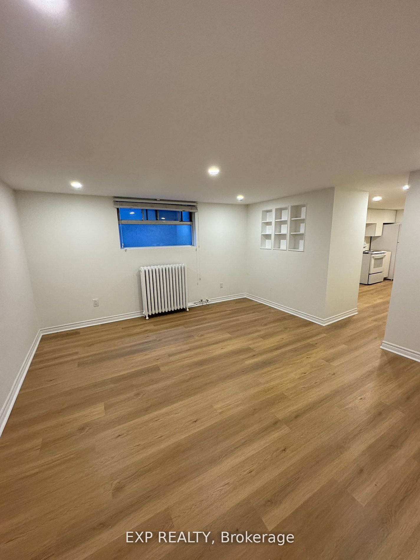 Unit 5 - 1594 Dupont Street, Toronto 4