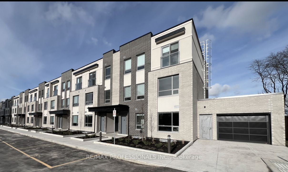 Unit 121 - 62 Dixfield Drive, Etobicoke 1