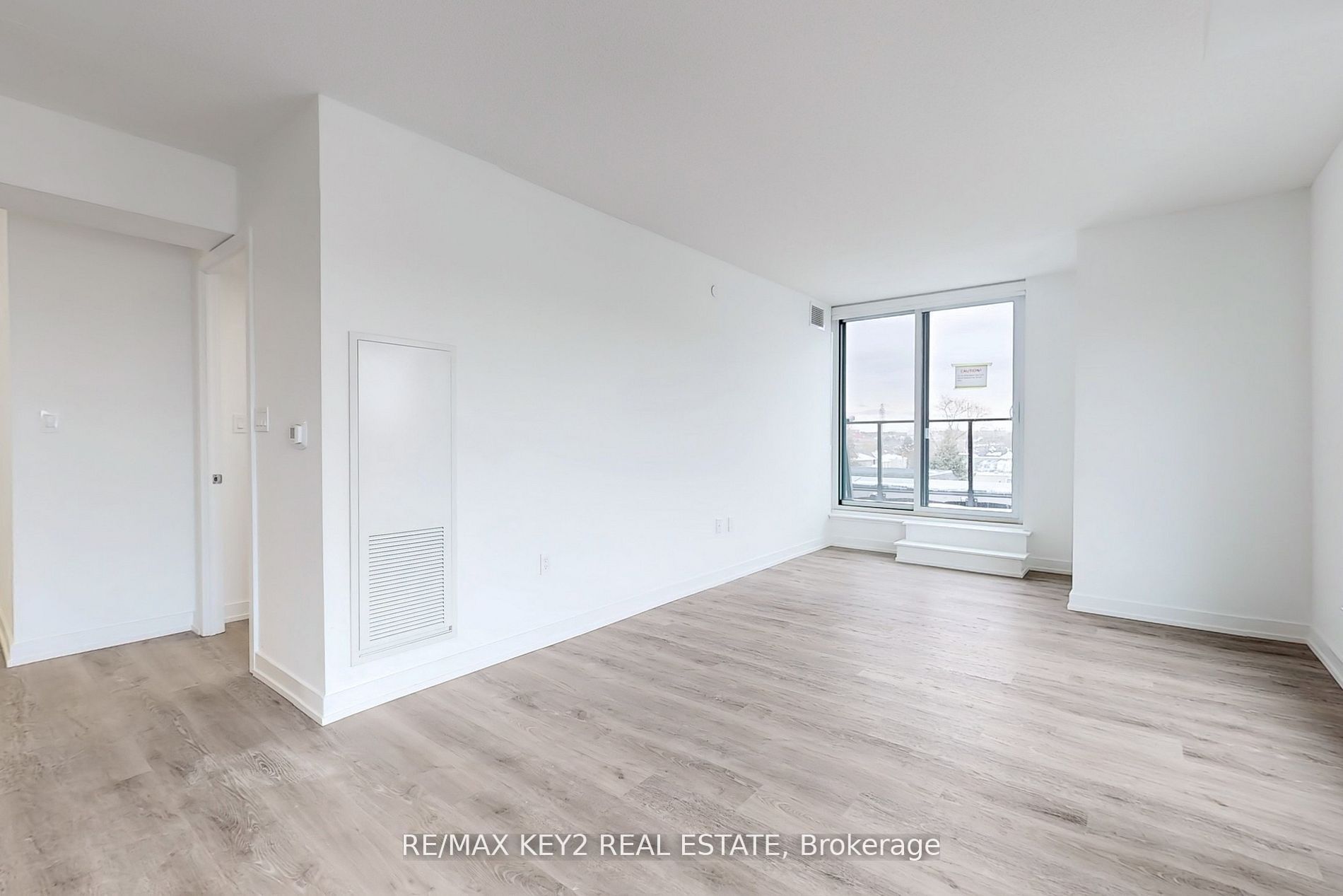 Unit 425 - 556 Marlee Avenue, North York 5