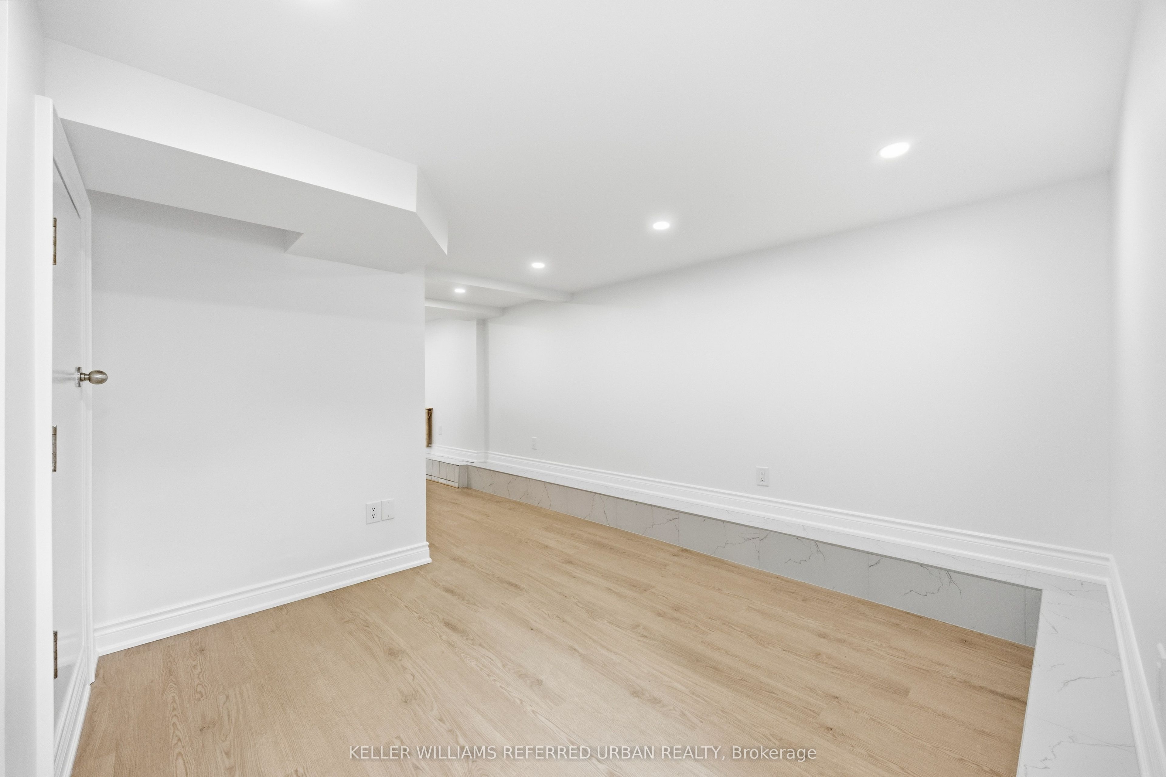 Unit Basement - 54 Gwynne Avenue, Toronto 4