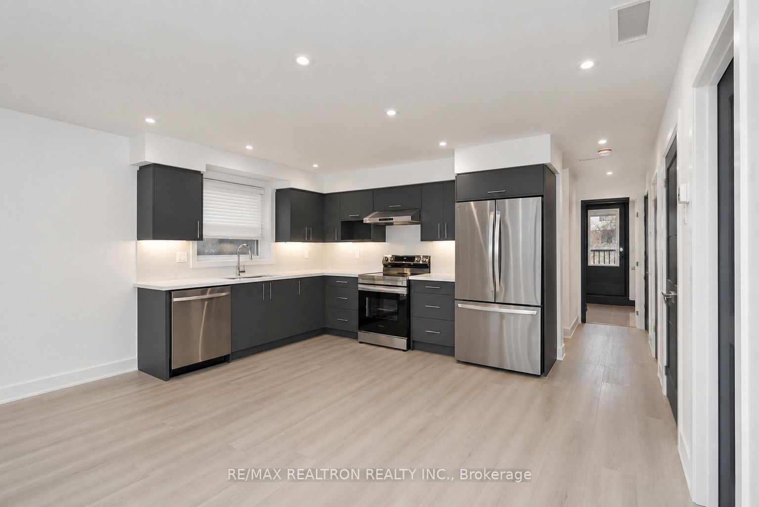Unit 5 - 230 Boon Avenue, Toronto 5