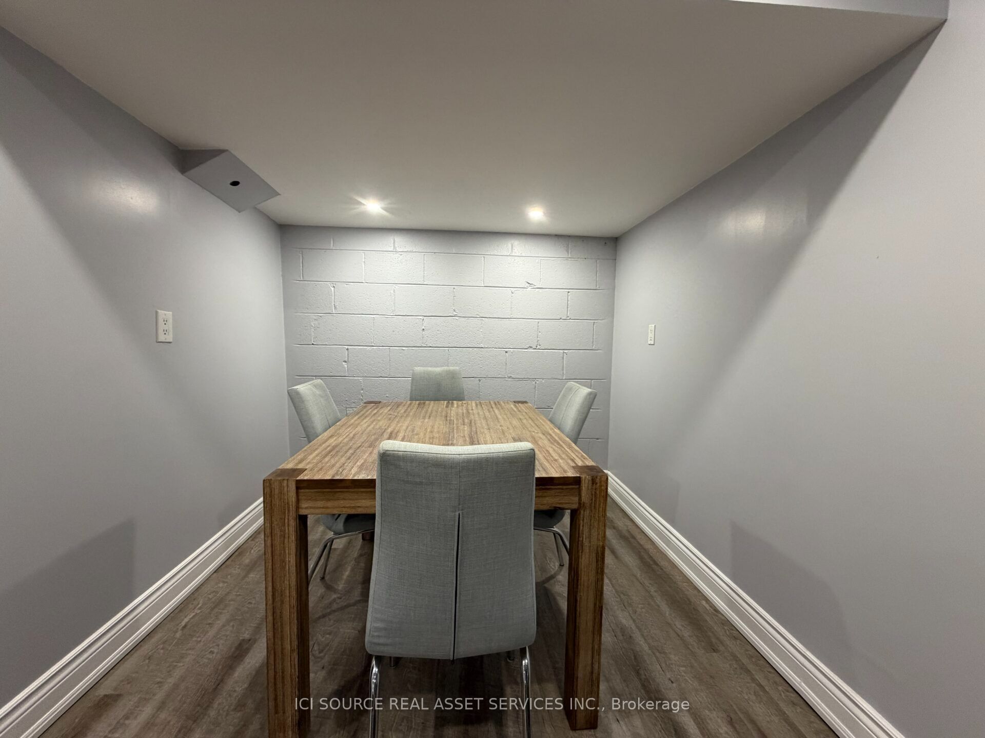 Unit Basement - 65 Glen Agar Drive, Etobicoke 5