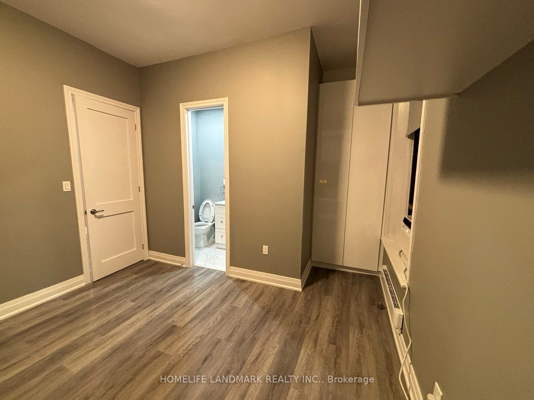 Unit 1B - 271 Dunn Avenue, Toronto 4