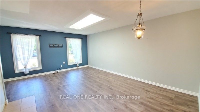 Unit upper - 133 McCraney Street, Oakville 4