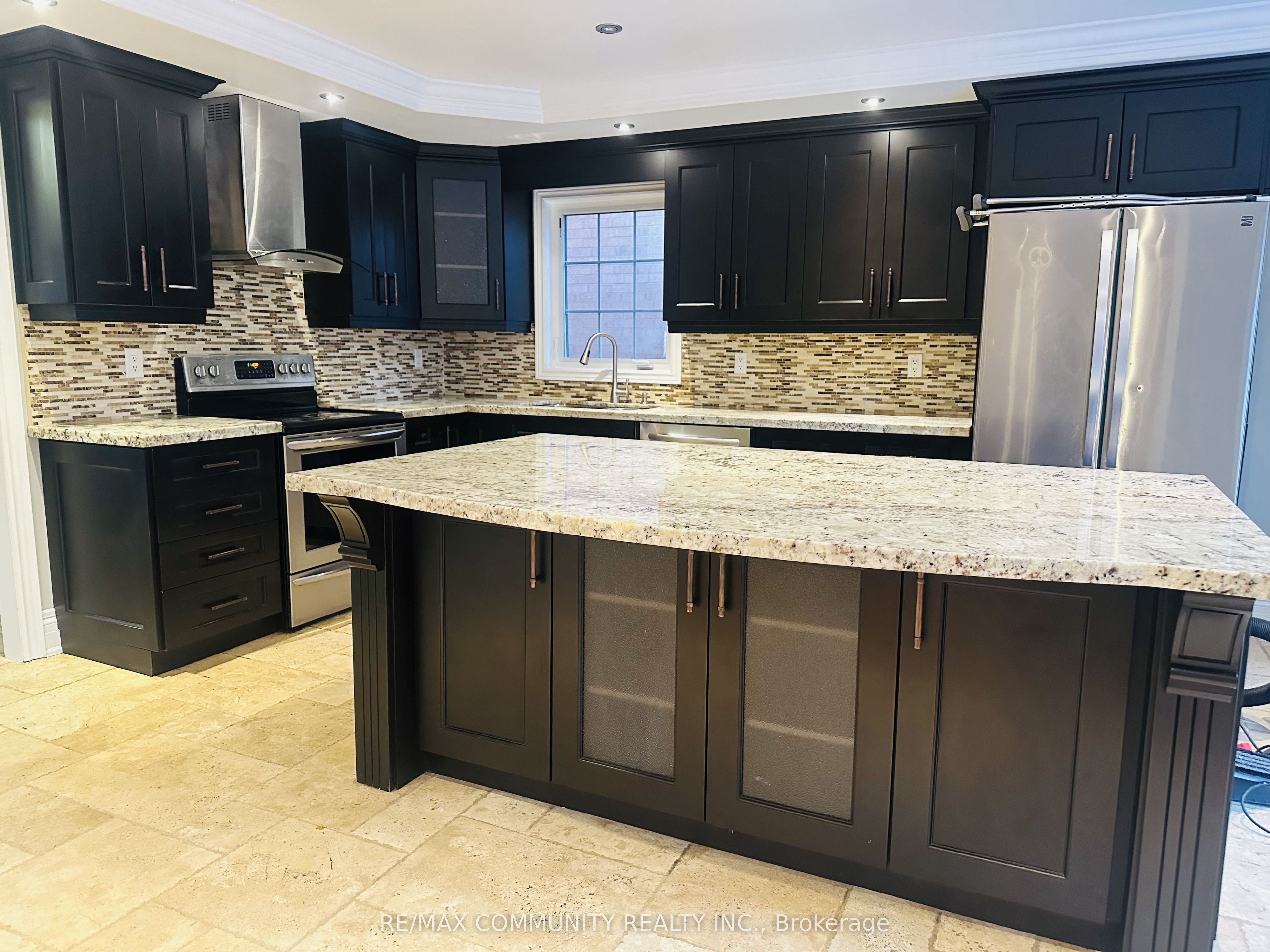 53 Hood Crescent, Brampton 3