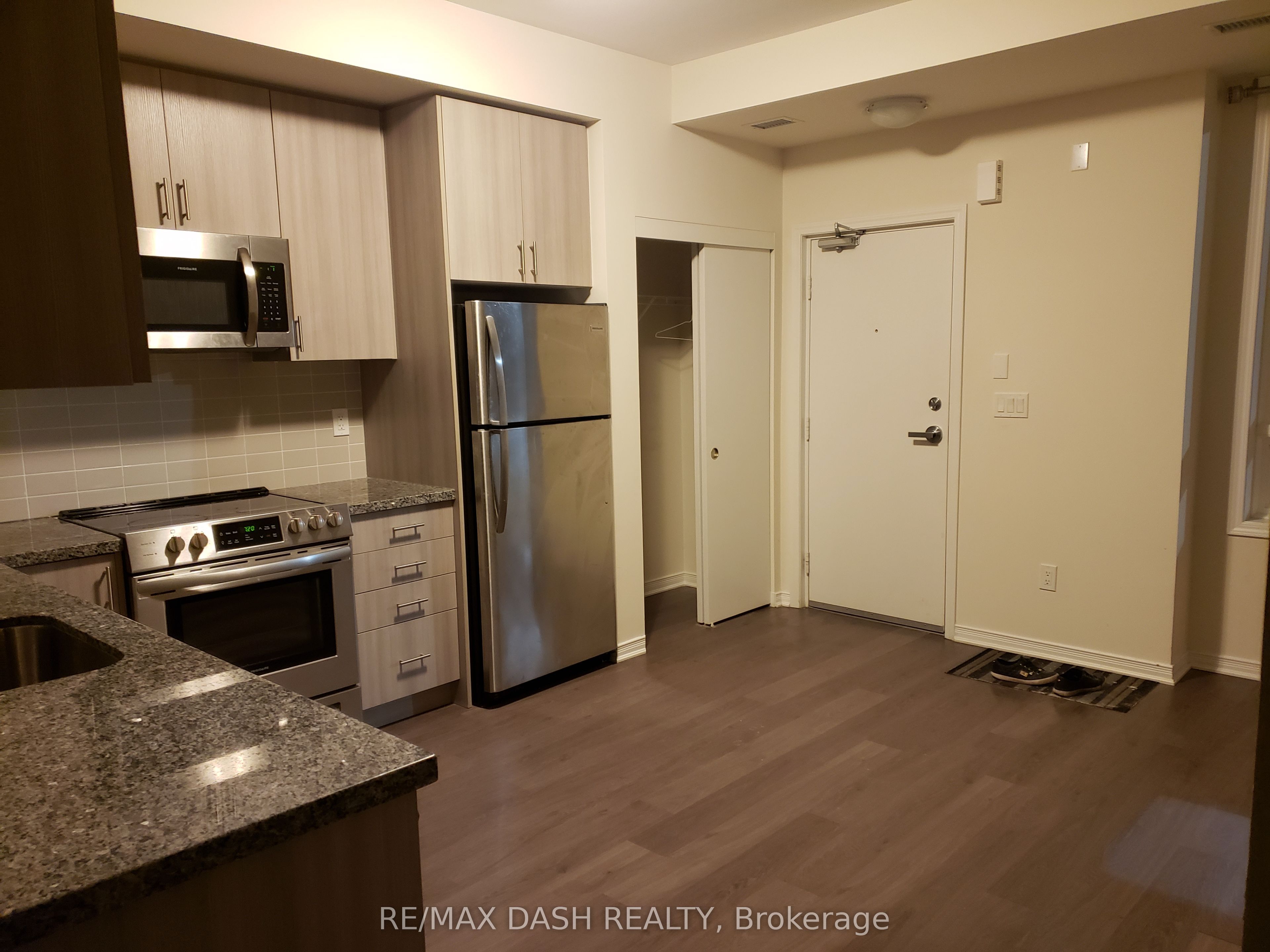 Unit 107 - 1100 Briar Hill Avenue, Toronto 4