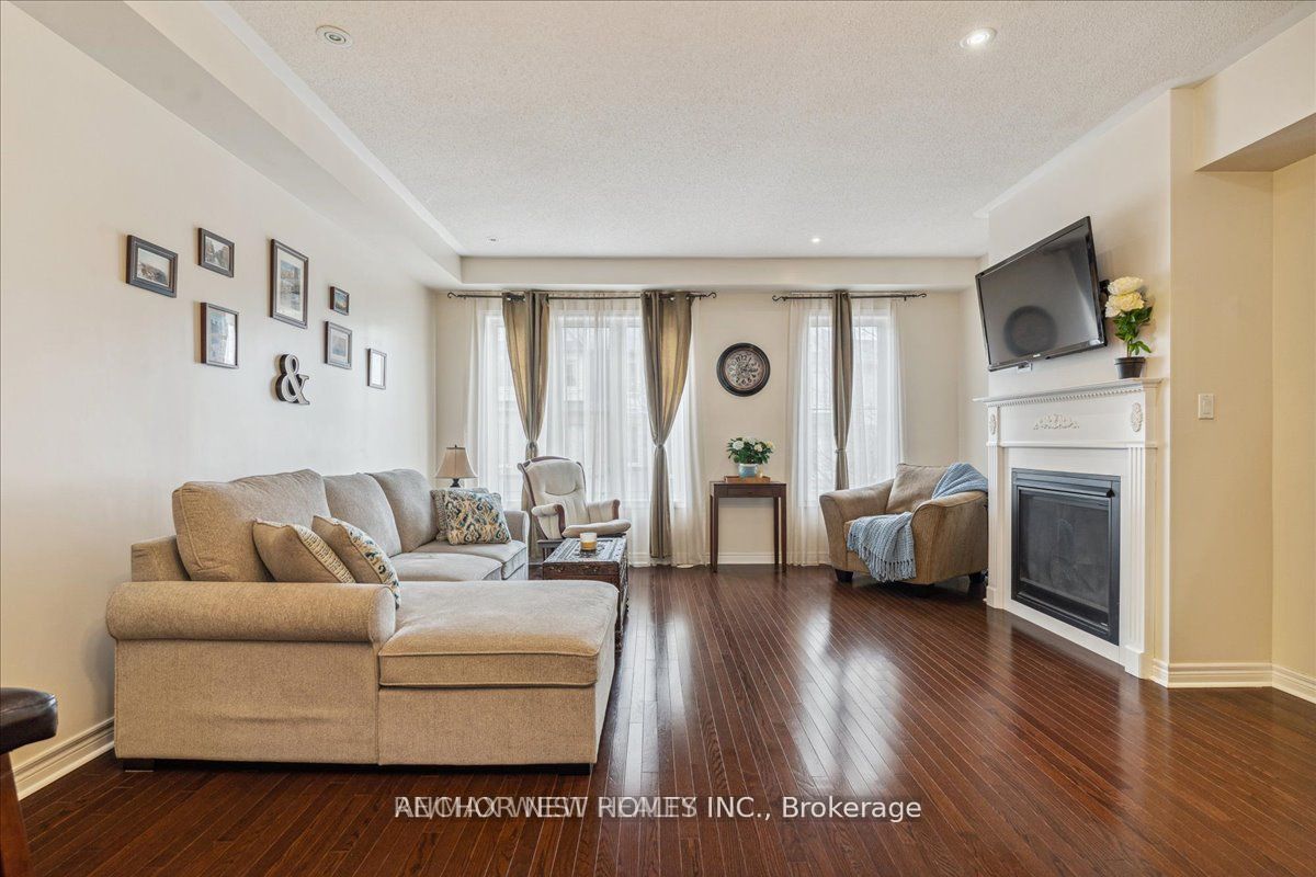 Unit 3 - 6 Cedar Lake Crescent, Brampton 2