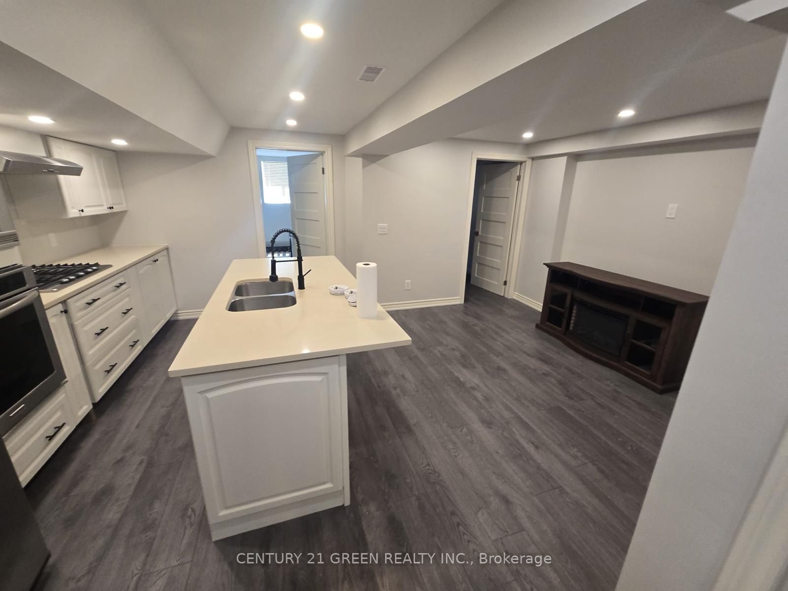 Unit Lower - 2483 Old Brompton Way, Oakville 2