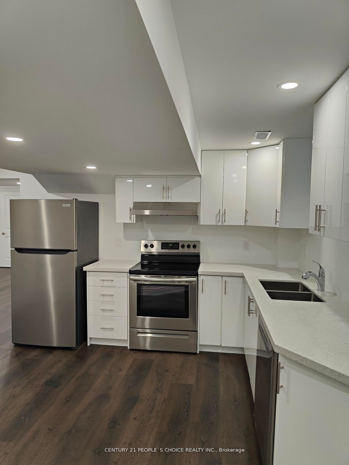 8 Chiming Road, Brampton 3