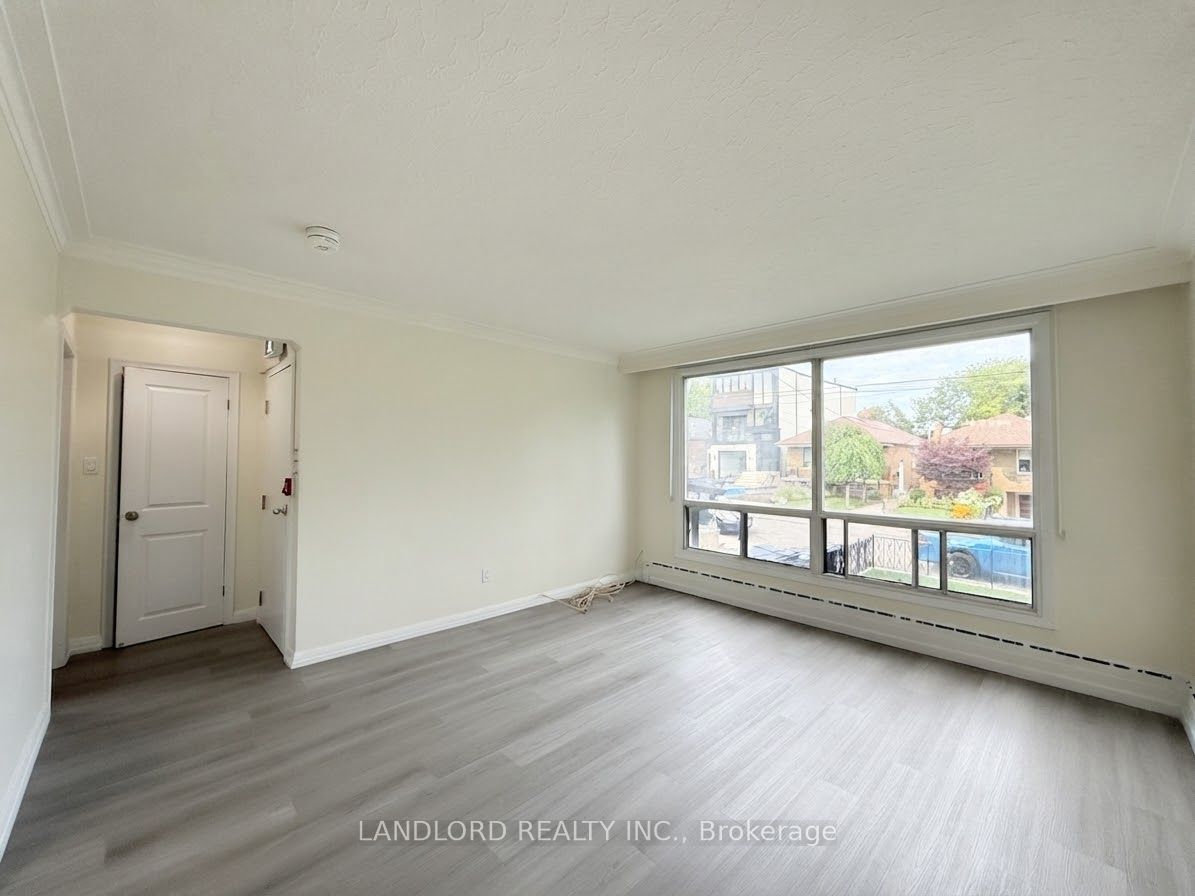 Unit Main - 46 Montcalm Avenue, Toronto 5