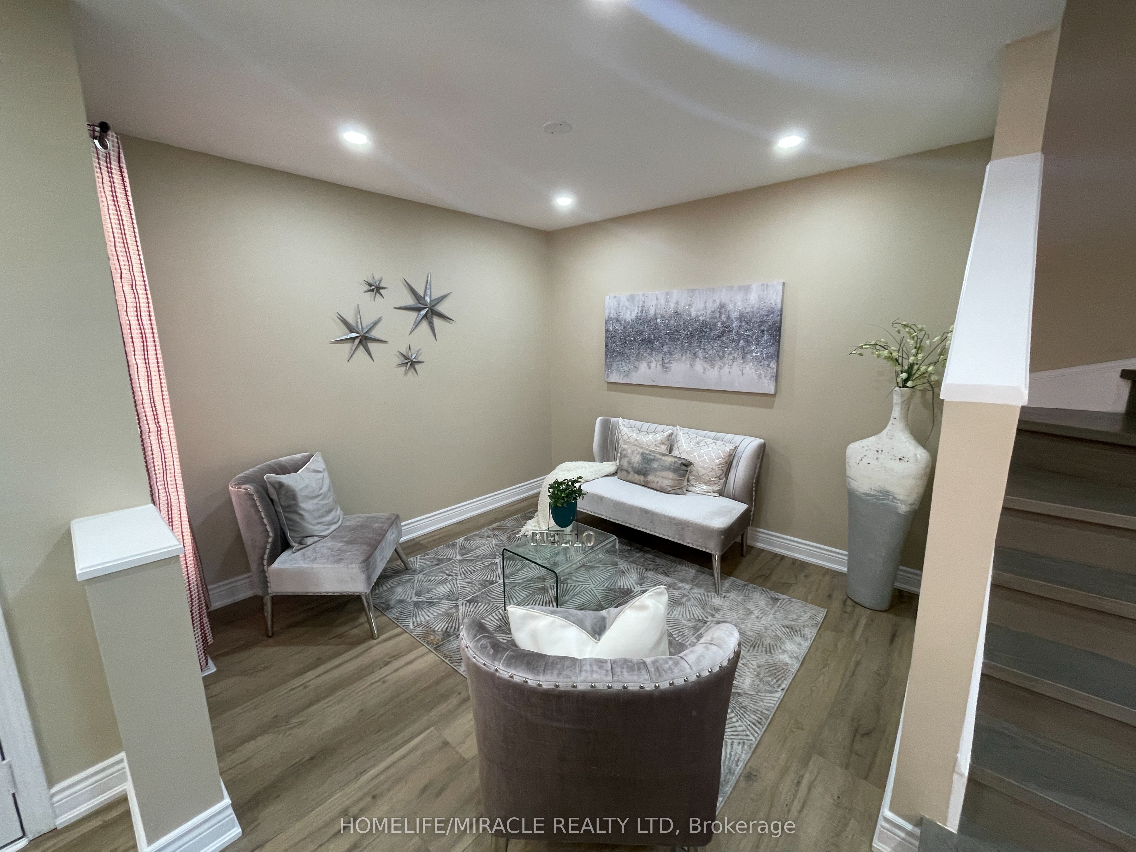 Unit Upper - 34 Brunswick Street, Brampton 3