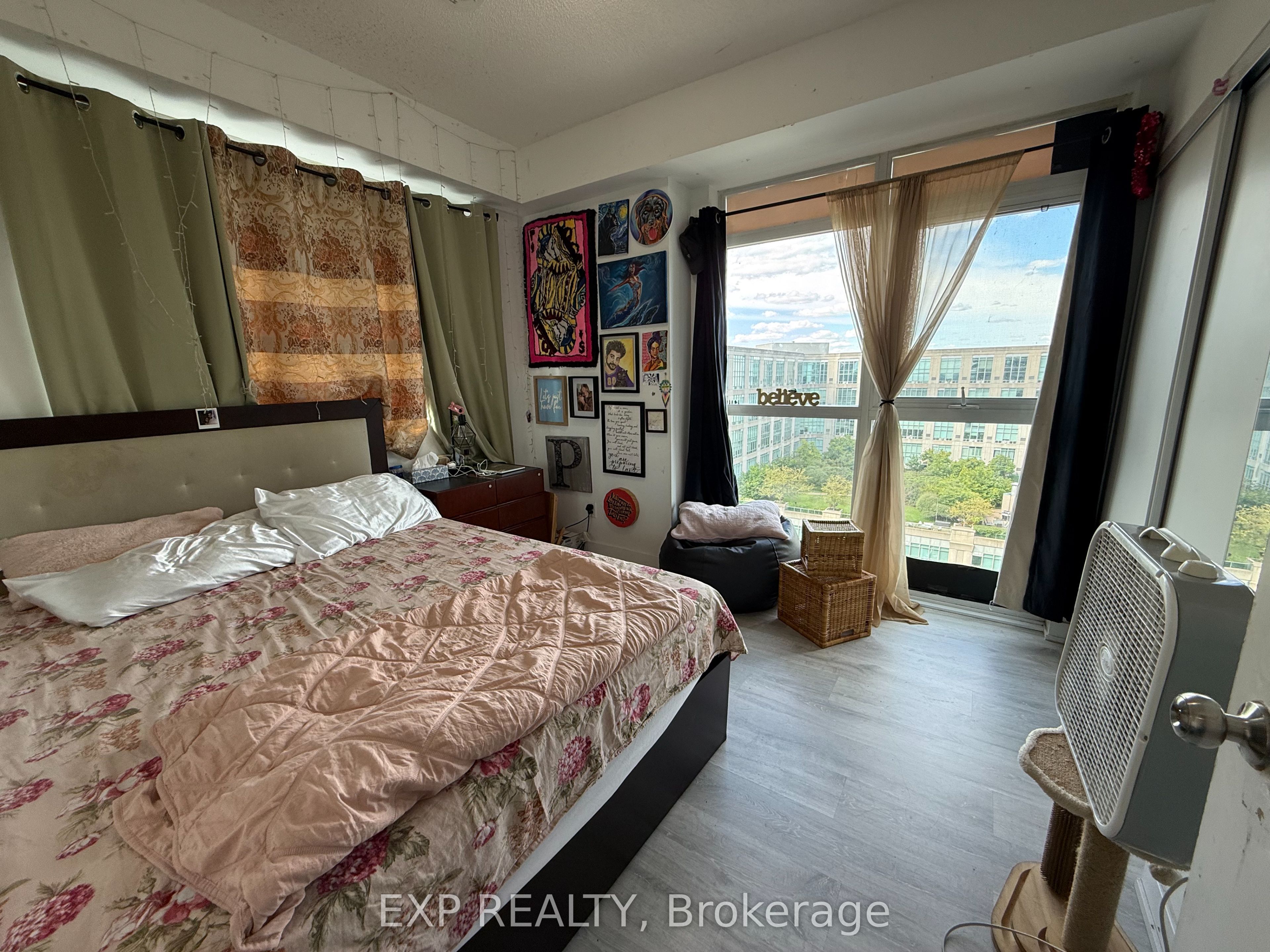 Unit 1410 - 251 Manitoba Street, Etobicoke 5