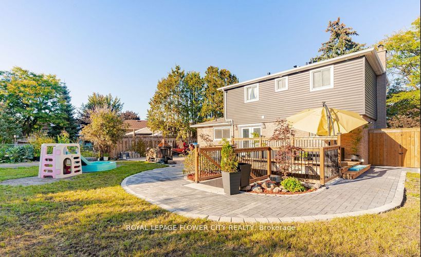 Unit Basement - 12 Gondola Crescent, Brampton 2
