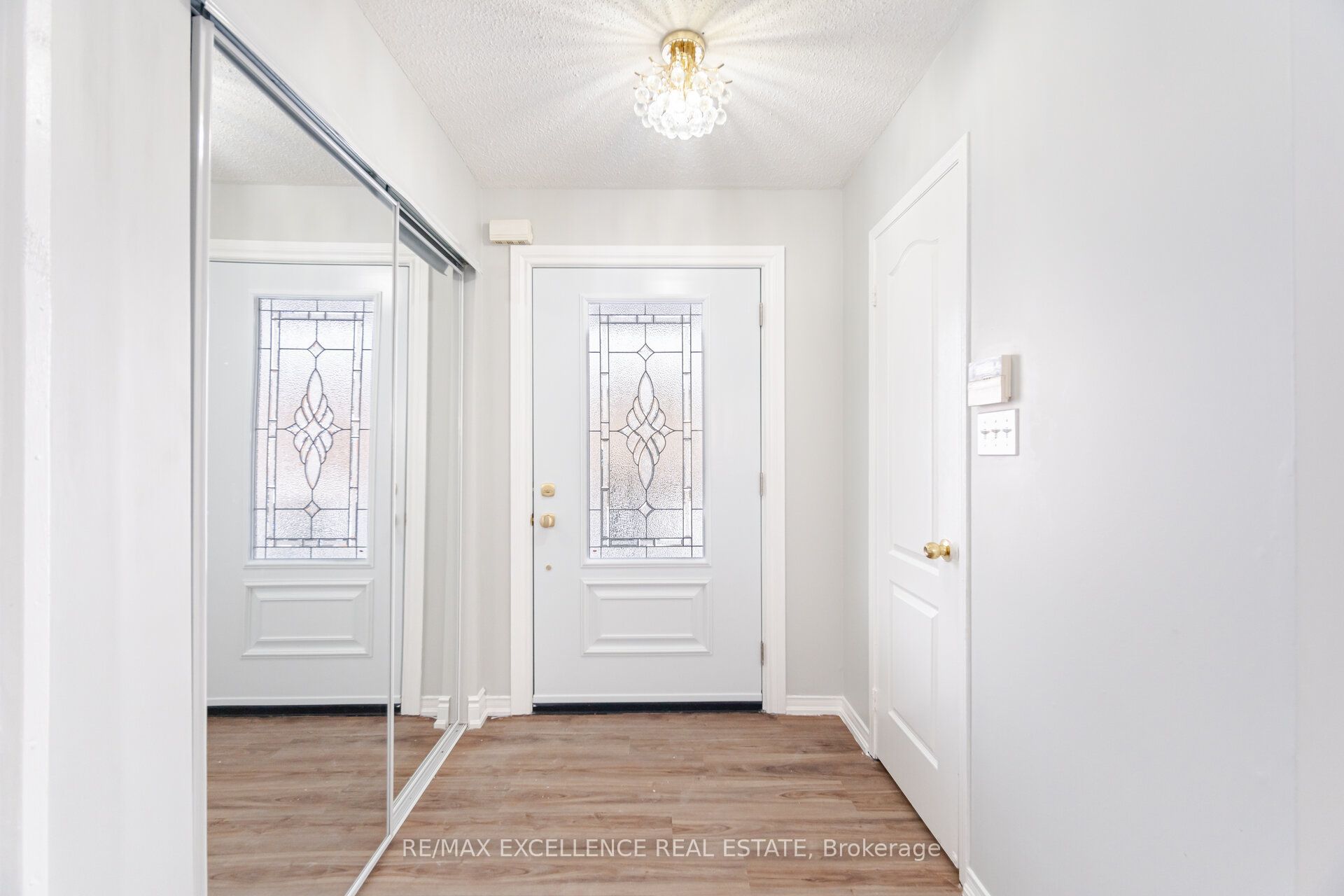 9 Continental Road, Brampton 5